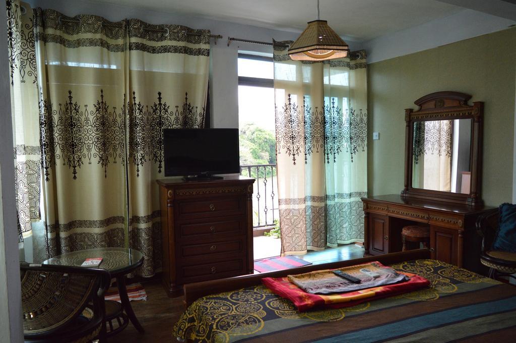 Le Bamboo Guesthouse Маэбур Экстерьер фото