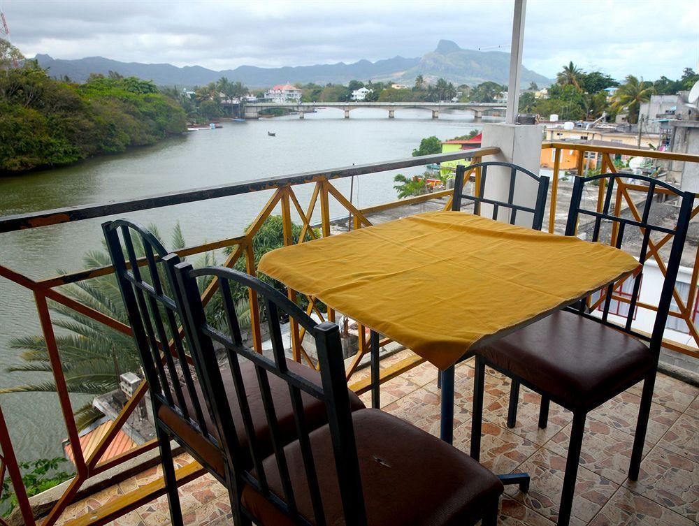 Le Bamboo Guesthouse Маэбур Экстерьер фото