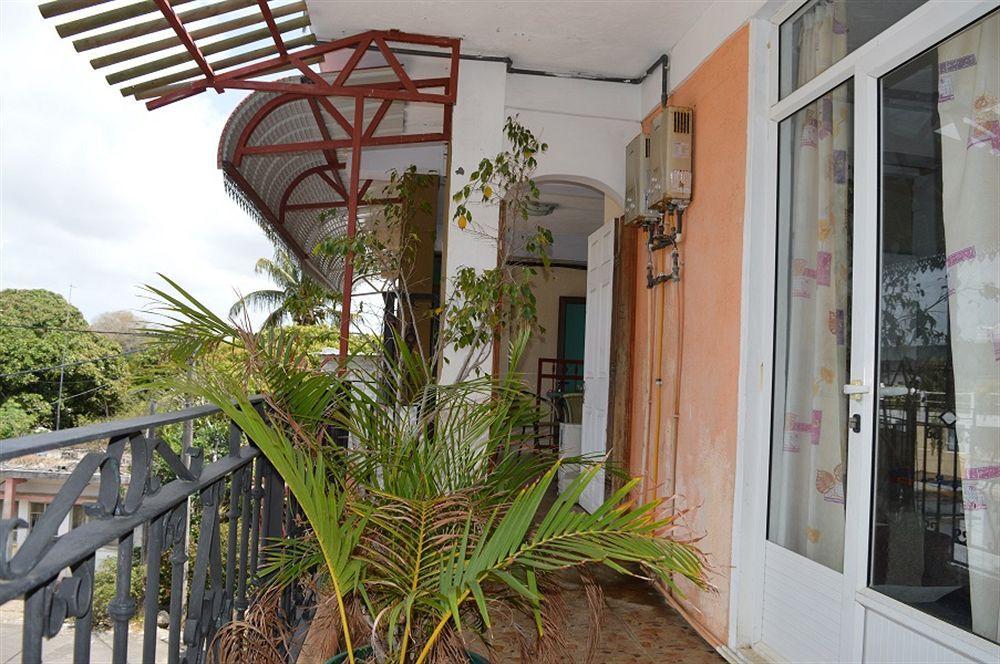 Le Bamboo Guesthouse Маэбур Экстерьер фото