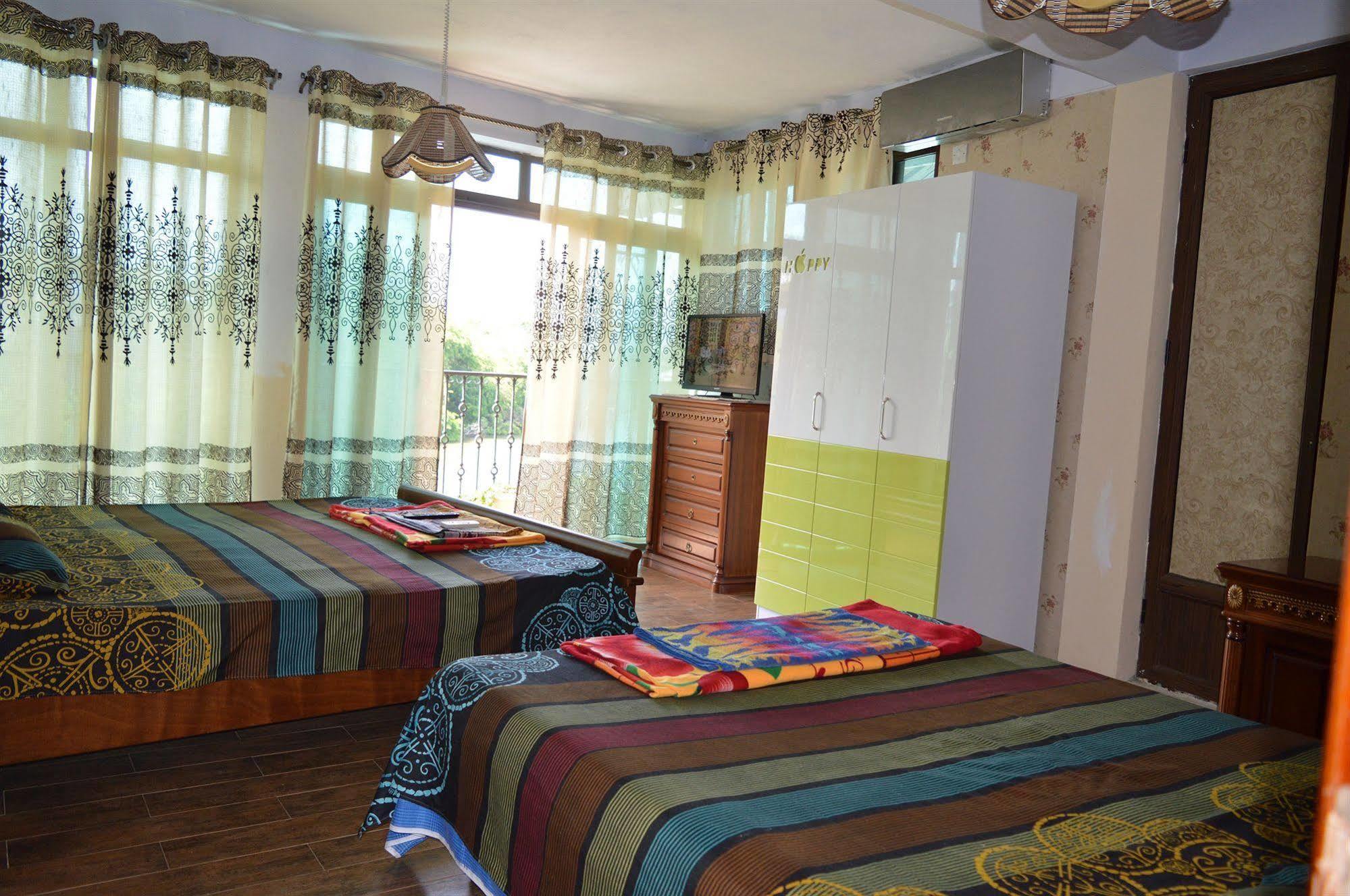 Le Bamboo Guesthouse Маэбур Экстерьер фото